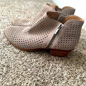 Lucky Brand Booties 8.5